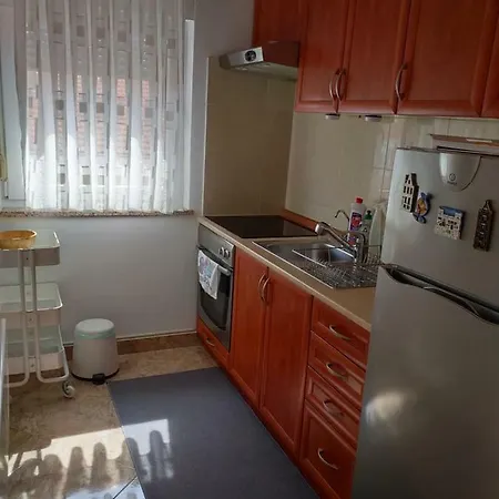 Apartma Rosa *